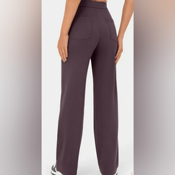 Halara High Waisted Button (L) - Picture 2 of 11